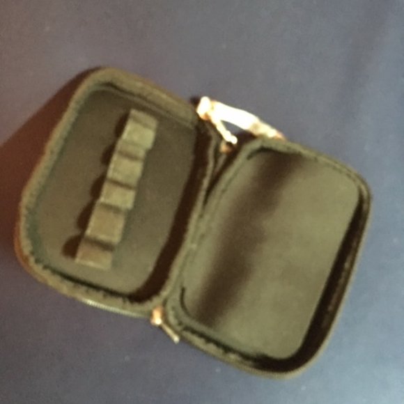 Floral Wristlet Make Up Cosmetic Brush Travel Weekend Hard Case 4.5" x 6.5" - Picture 3 of 10